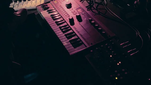 #111 ambient gtr